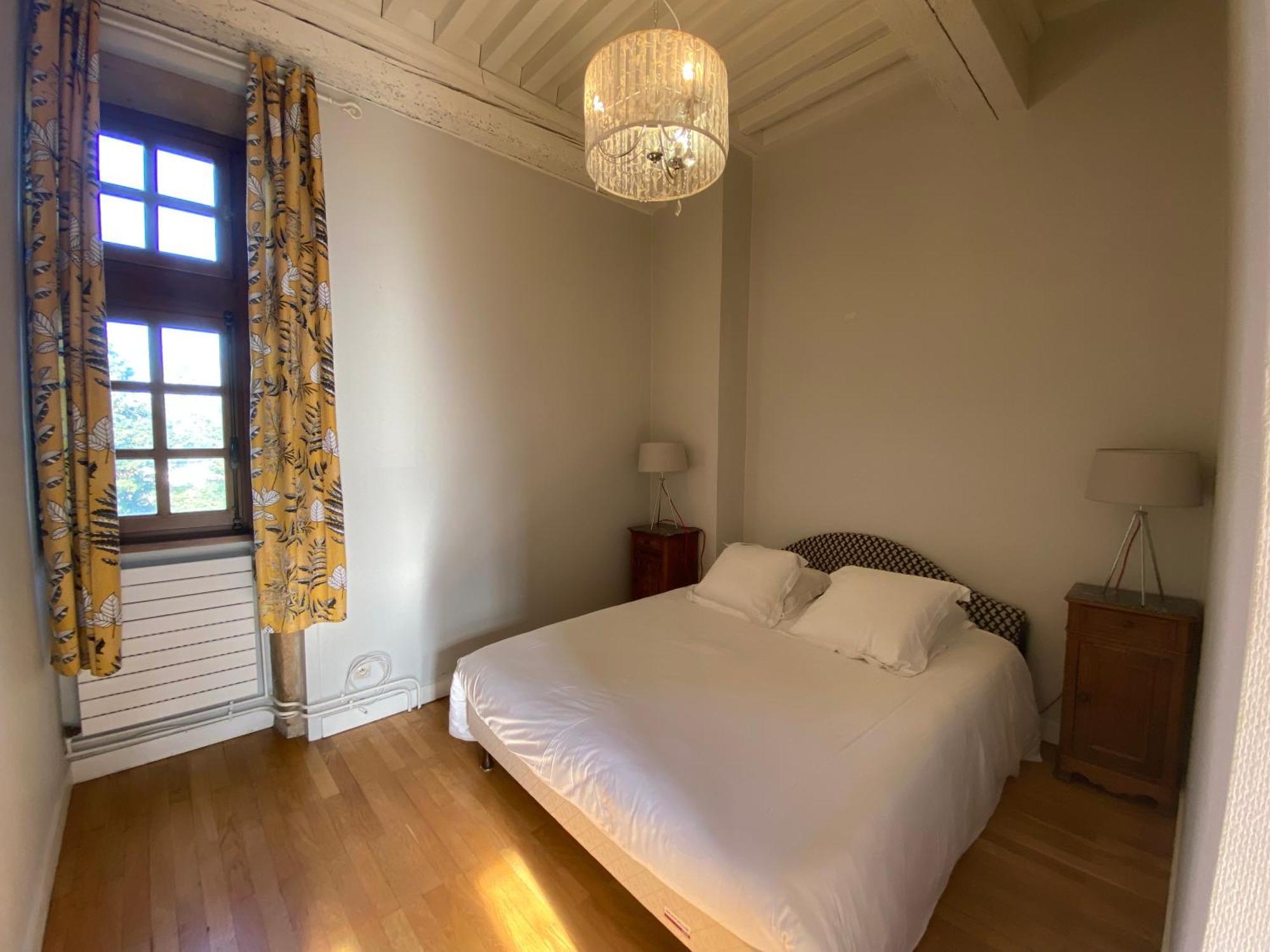 Demeures Et Chateaux L'Abbaye Caladoise - Anciennement Hostellerie Ferme Du Poulet Villefranche-sur-Saone Bilik gambar