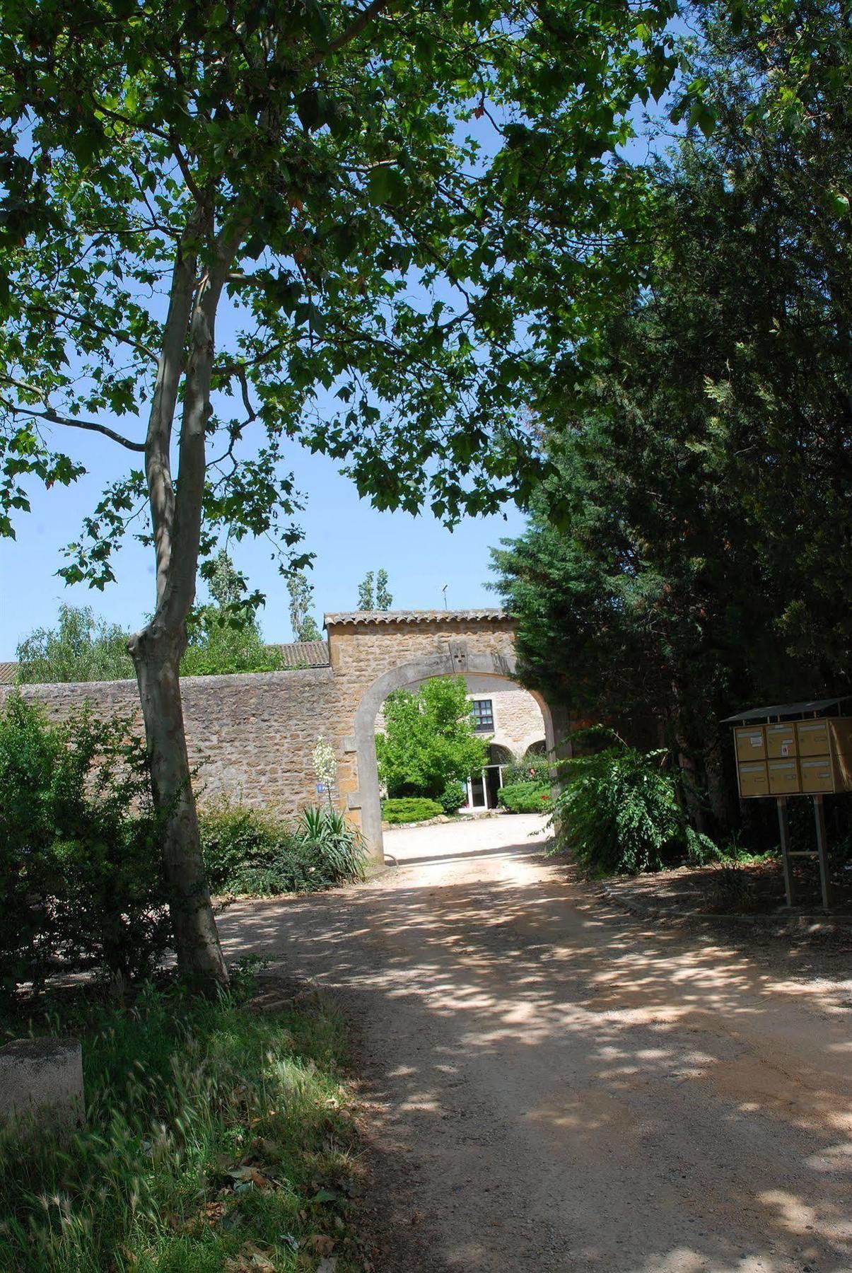 Demeures Et Chateaux L'Abbaye Caladoise - Anciennement Hostellerie Ferme Du Poulet Villefranche-sur-Saone Luaran gambar